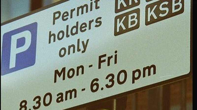 Parking information sign